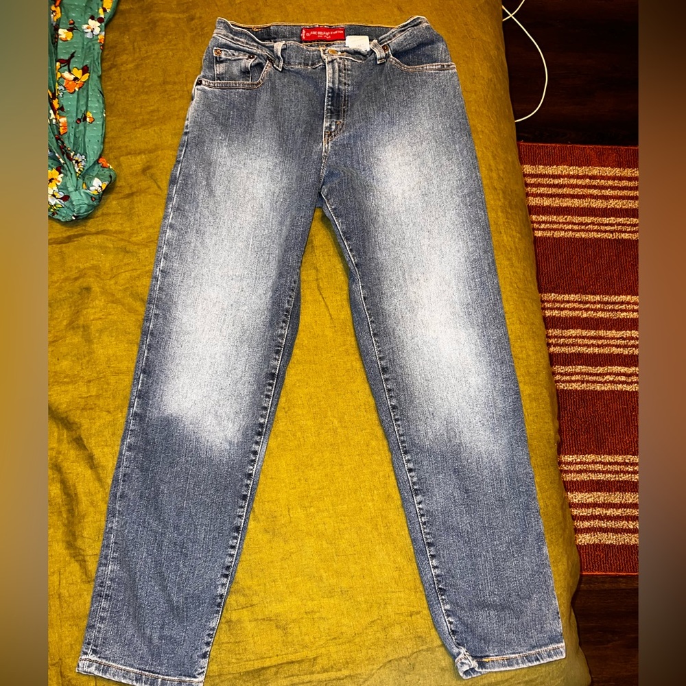 Brand: Levi jeans Color: blue Jean Size : 10